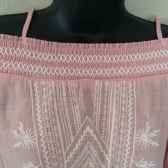 Iris Off the Shoulder Small Top - Picture 3 of 8